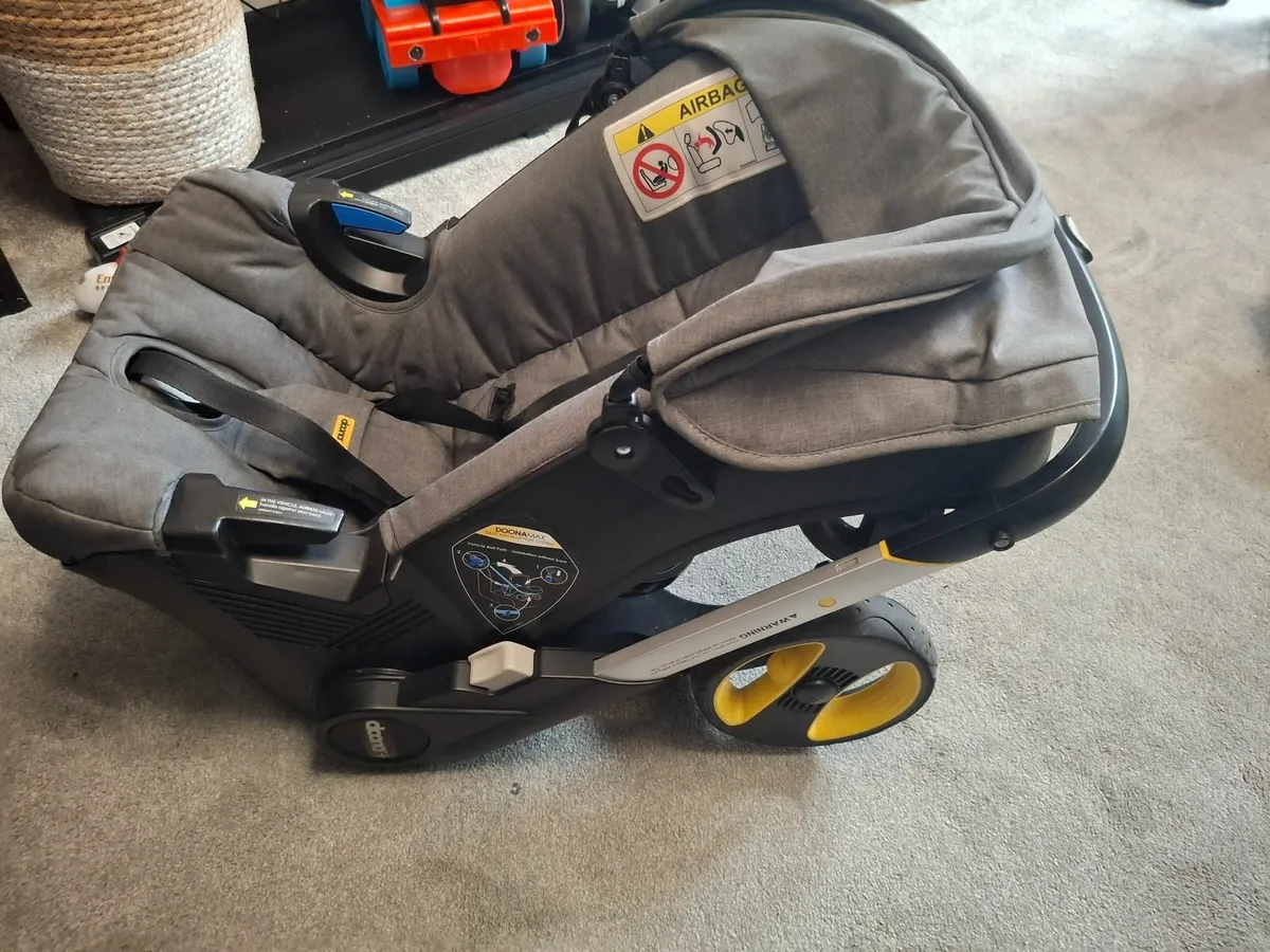 Bugy &car seat - Image 4