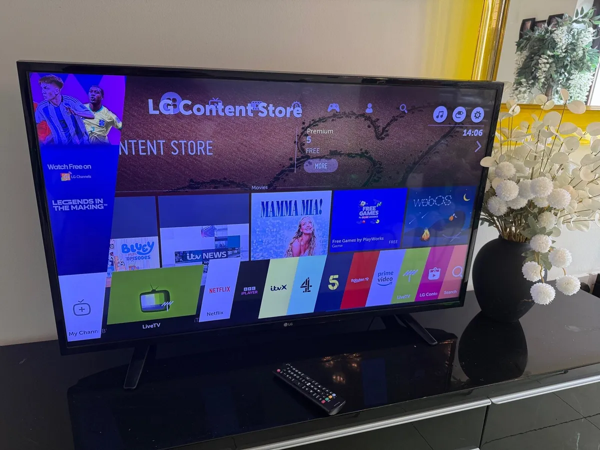 LG 43 inch SMART 4K ULTRA HD TV in swords - Image 1
