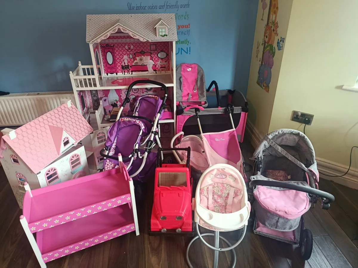 Girls toys - Image 1