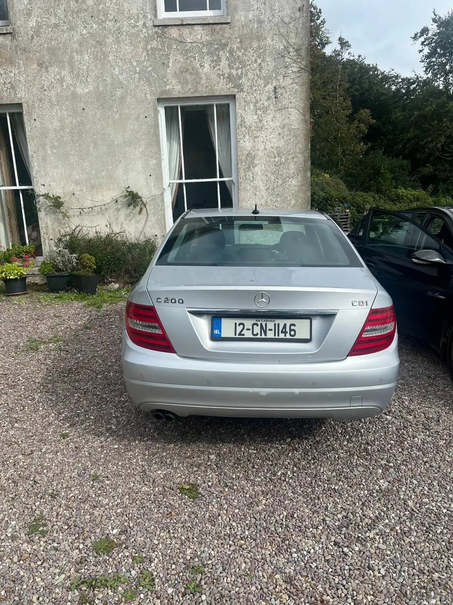 Mercedes-Benz C-Class 2012 - Image 2