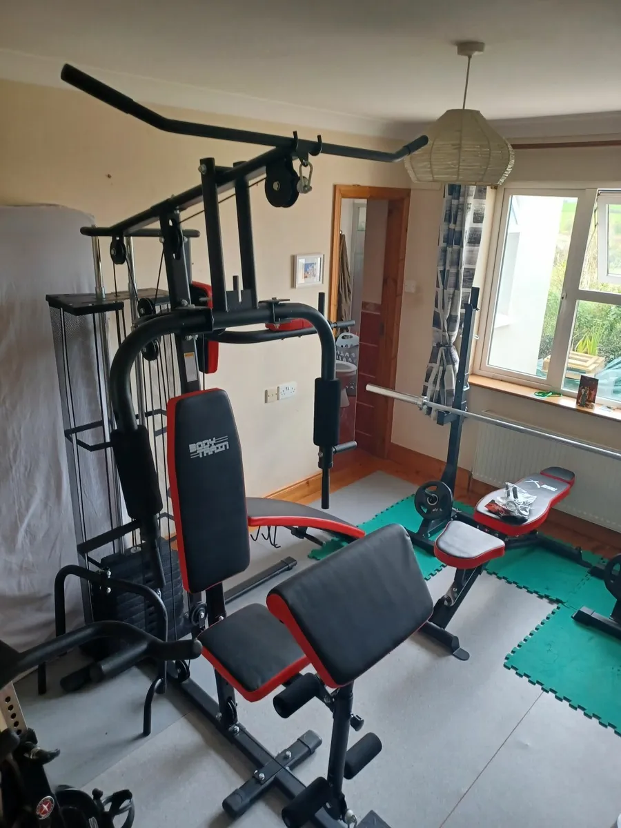 Gym equipment - Image 1