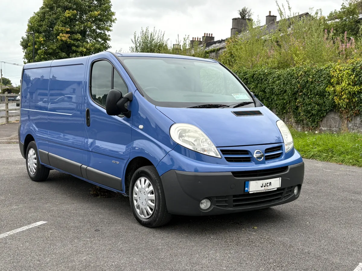 LWB OPEL VIVARO 6 SPEED MANUAL WITH CVRT - Image 1