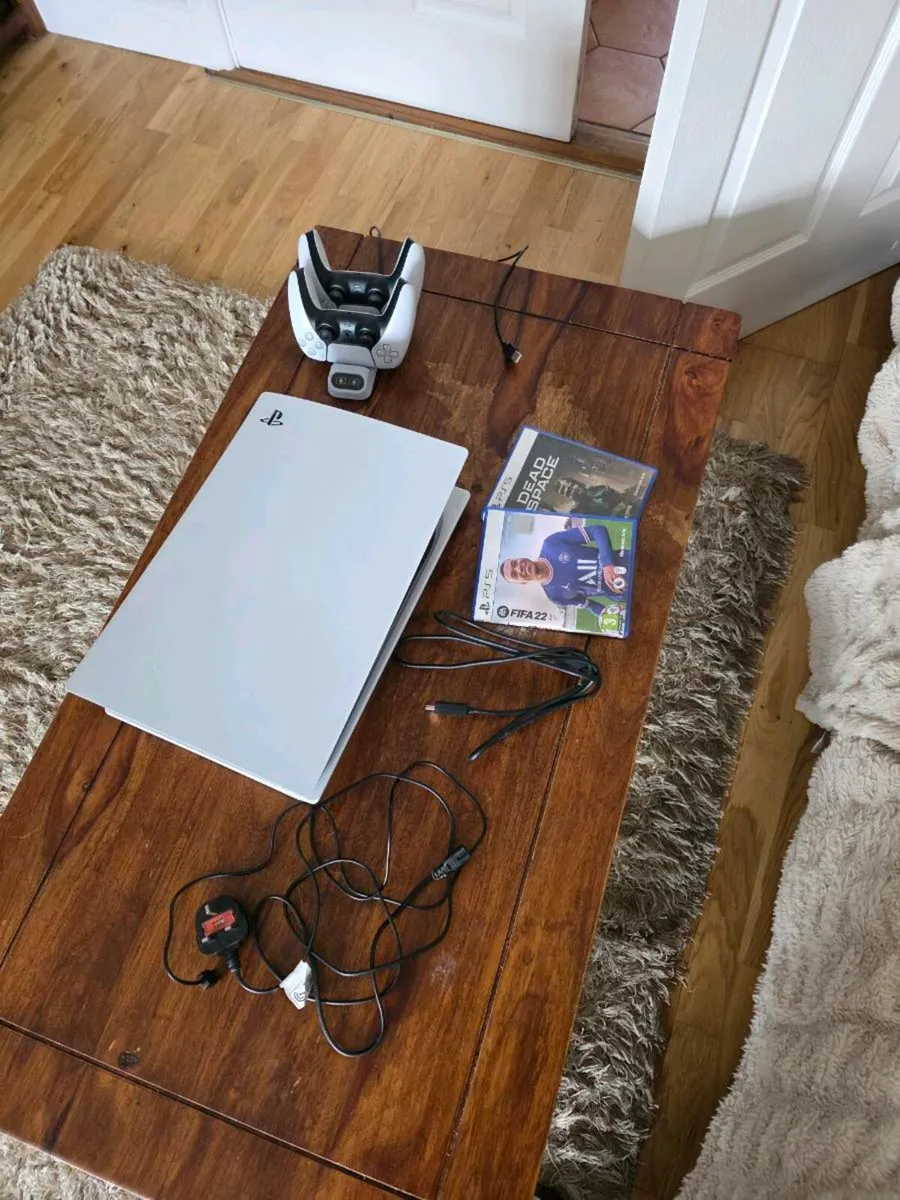 PS5 - Image 1