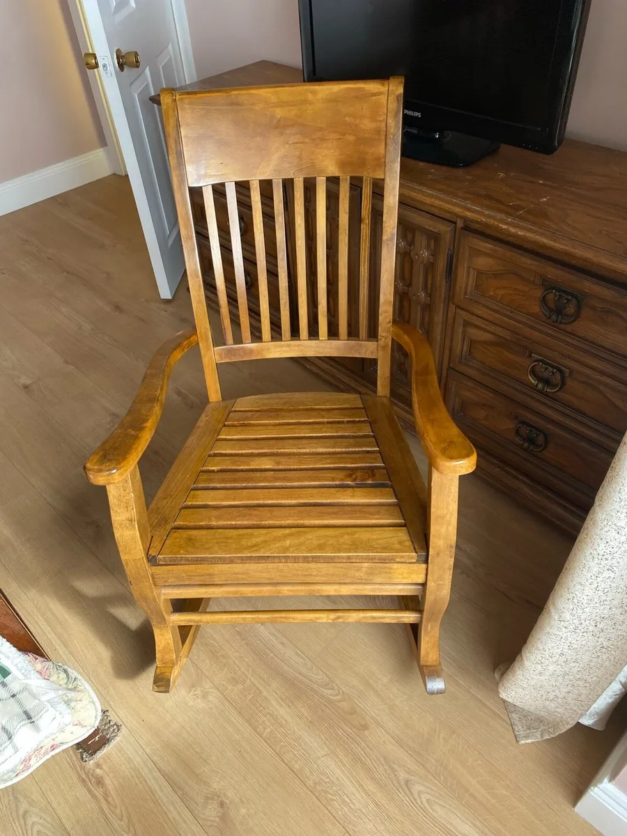 Wooden Rocking Chair – Minor Damage – €100 - Image 2