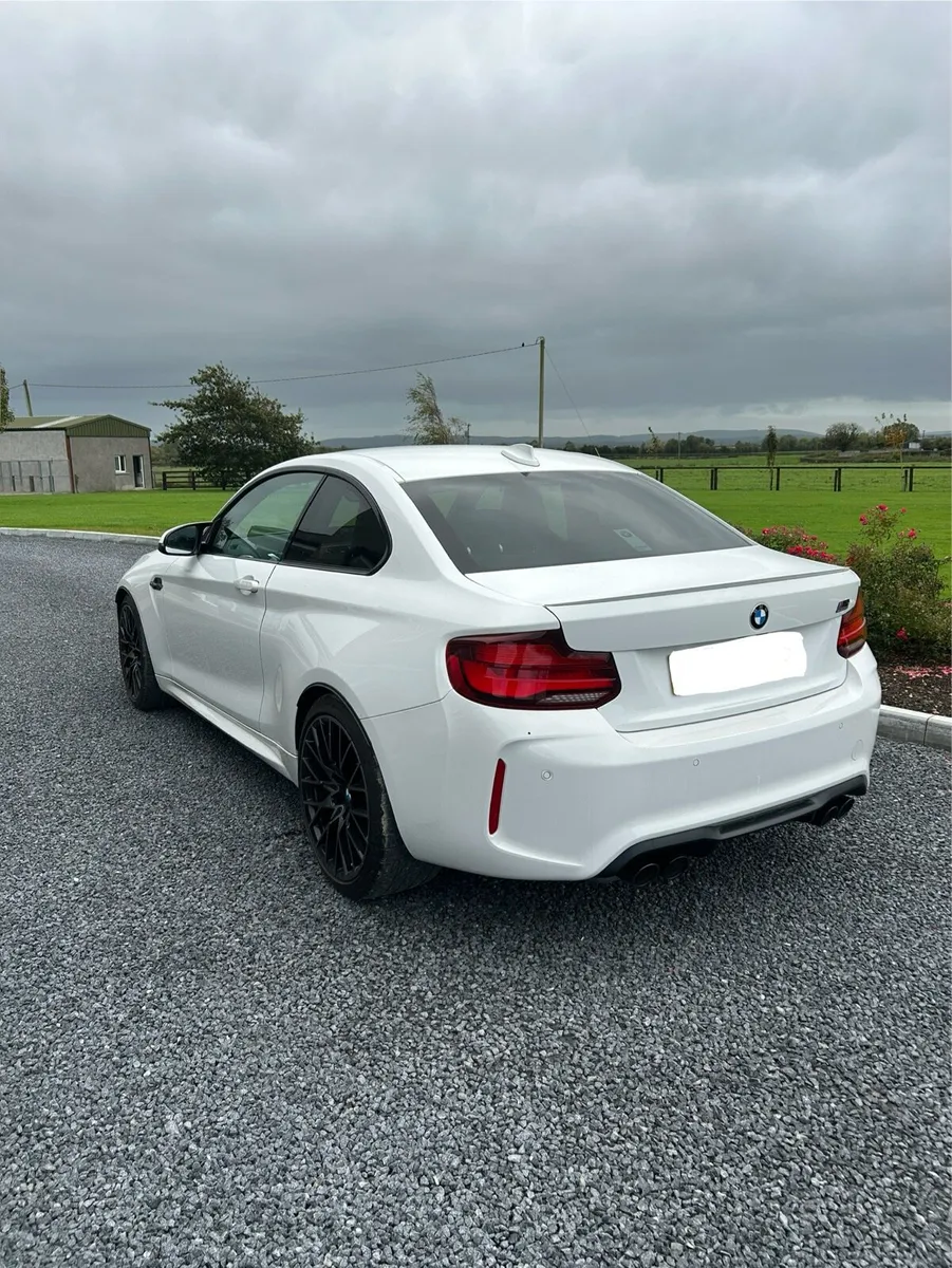 BMW M2 - Image 2
