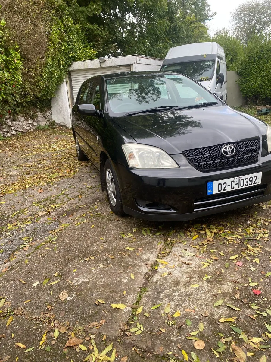 E12 Corolla - Image 2