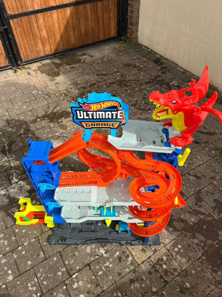Hot Wheels Ultimate Garage