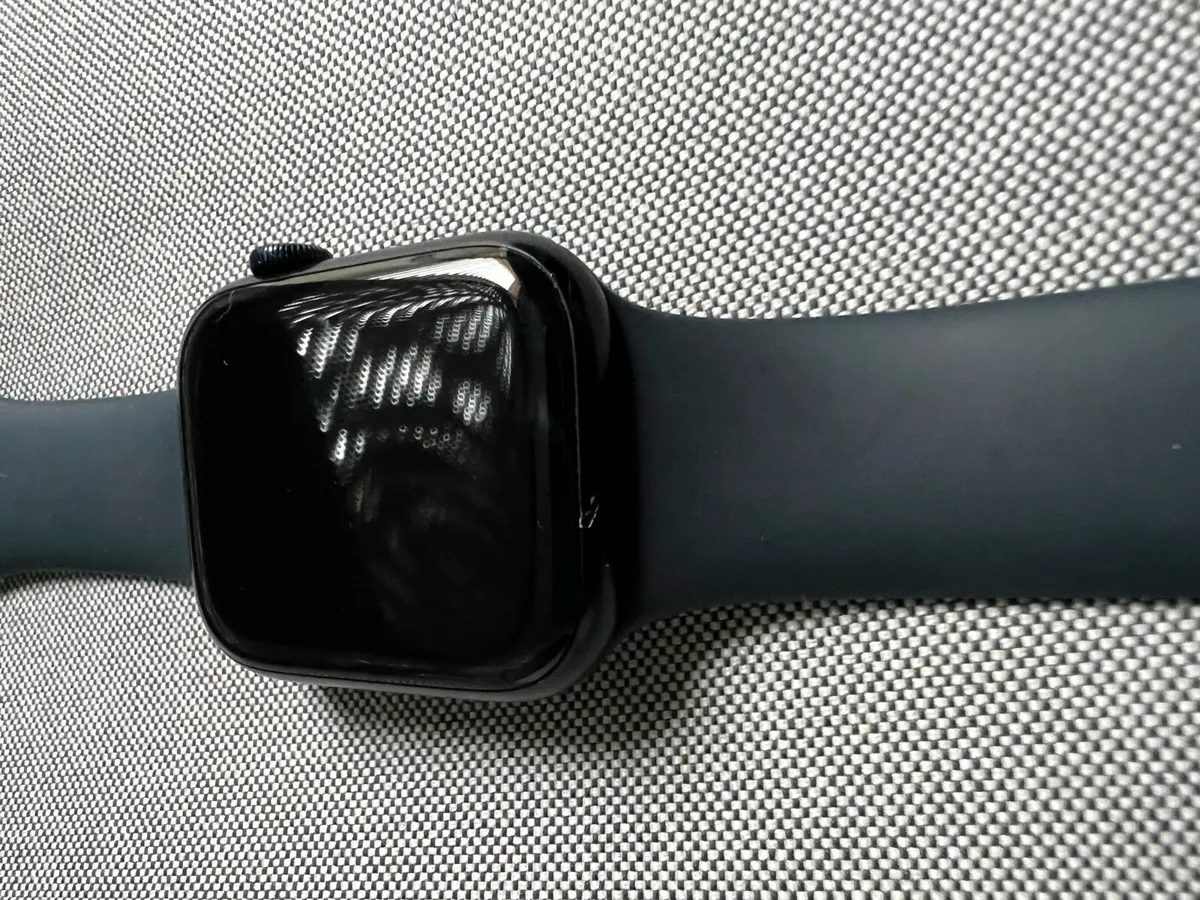 Apple Watch - Series 8 45mm - Image 4