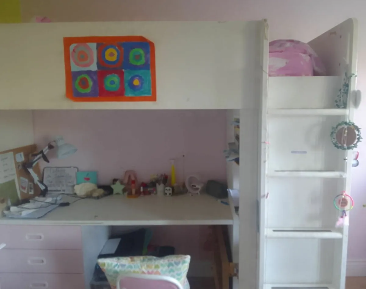 Single Bed - Image 3