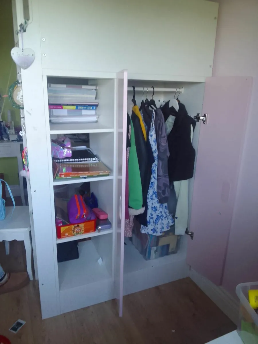 Single Bed - Image 4