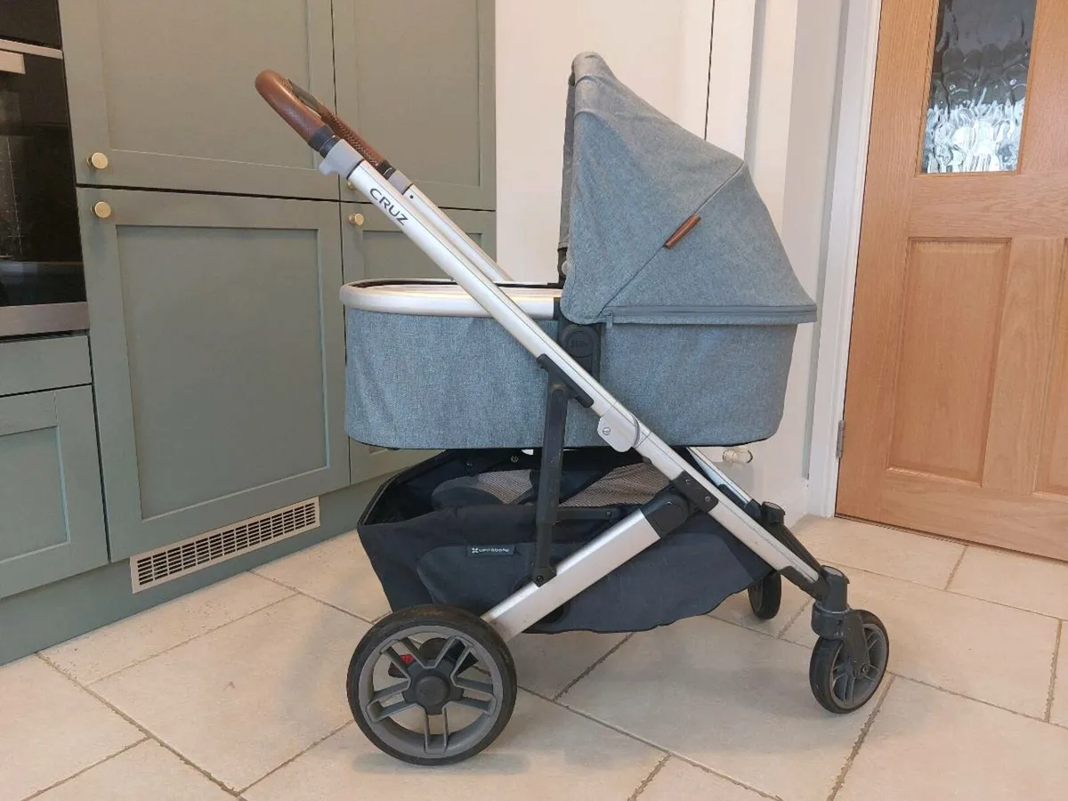 Travel system - Image 1