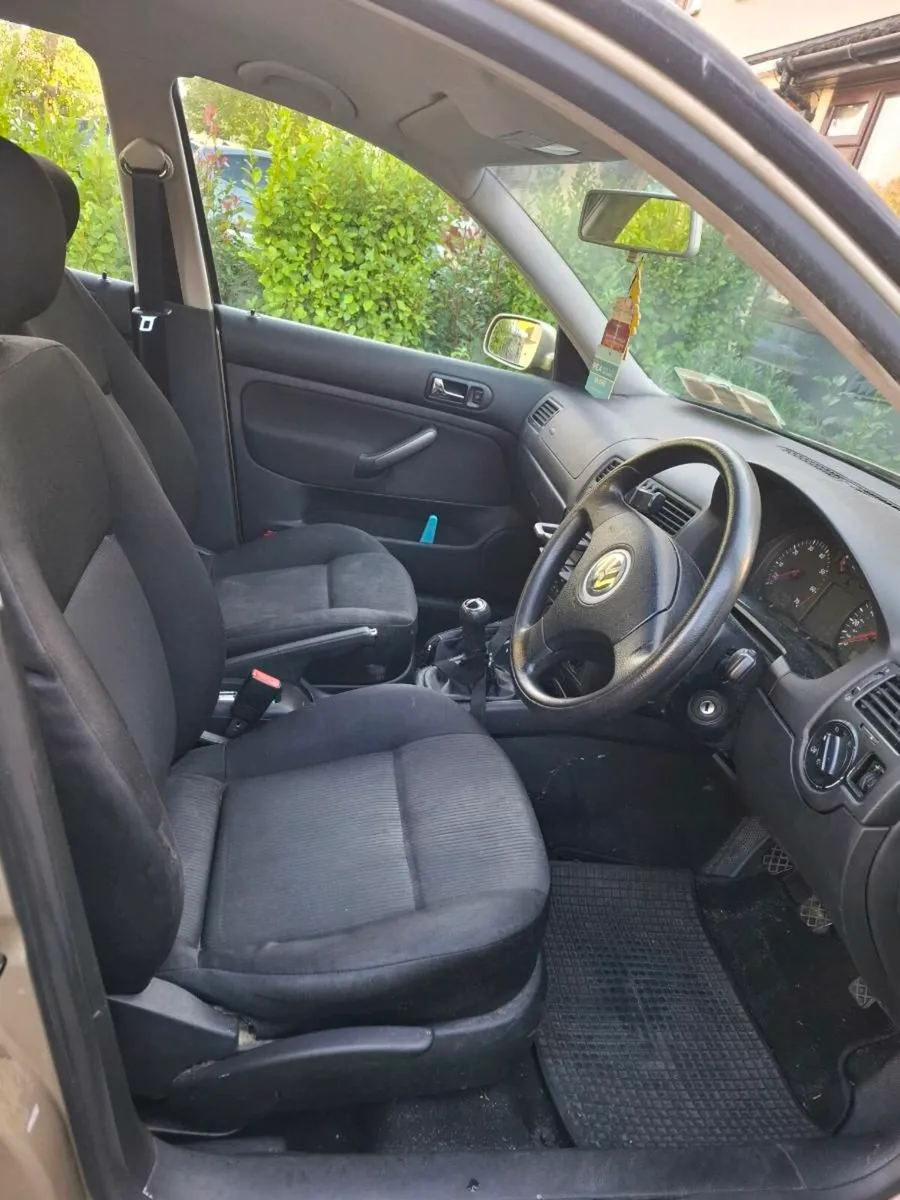Volkswagen bora - Image 3