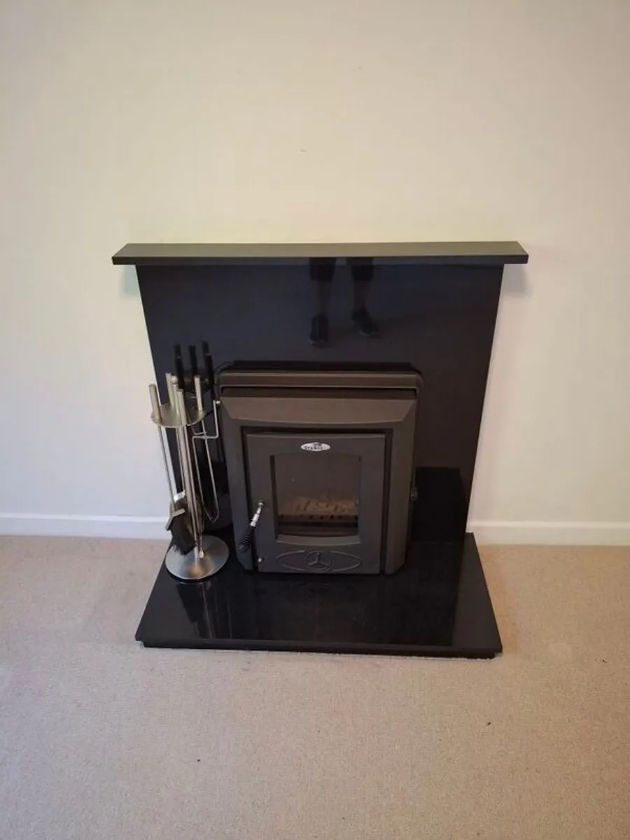 Stanley Stove with Back Boiler - Image 2
