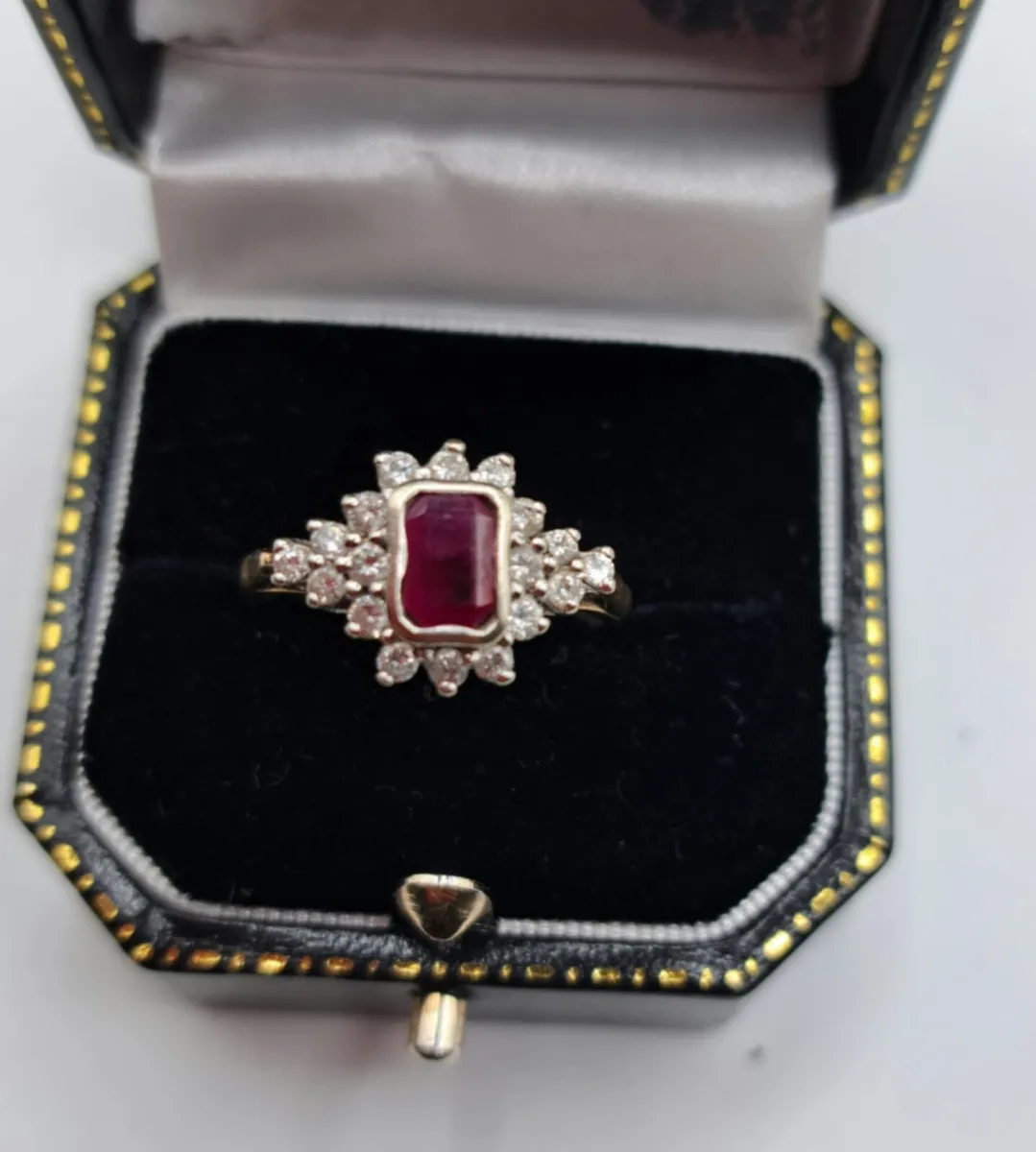 9ct yellow gold ruby and diamond ring size P - Image 2