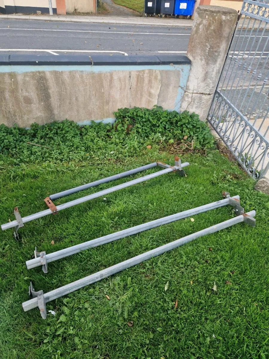 Roof rack - Image 1