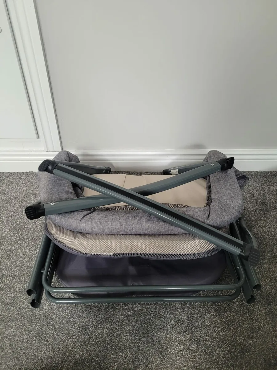 Bassinet - Image 2