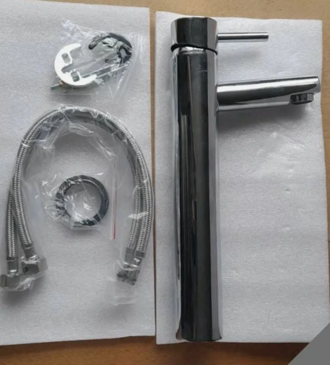 Tap - Single  Countertop Basin Mixer Tap - Image 1
