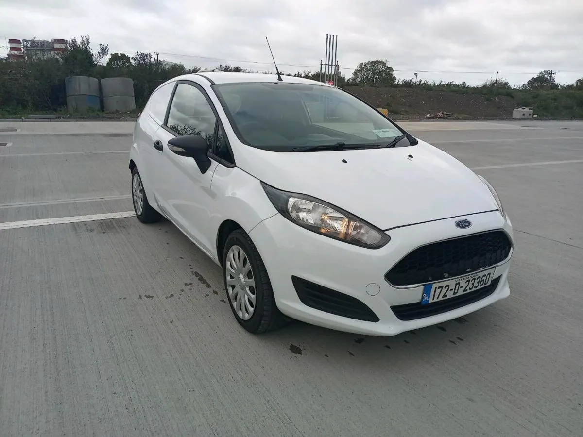 2017 ford fiesta van - Image 1