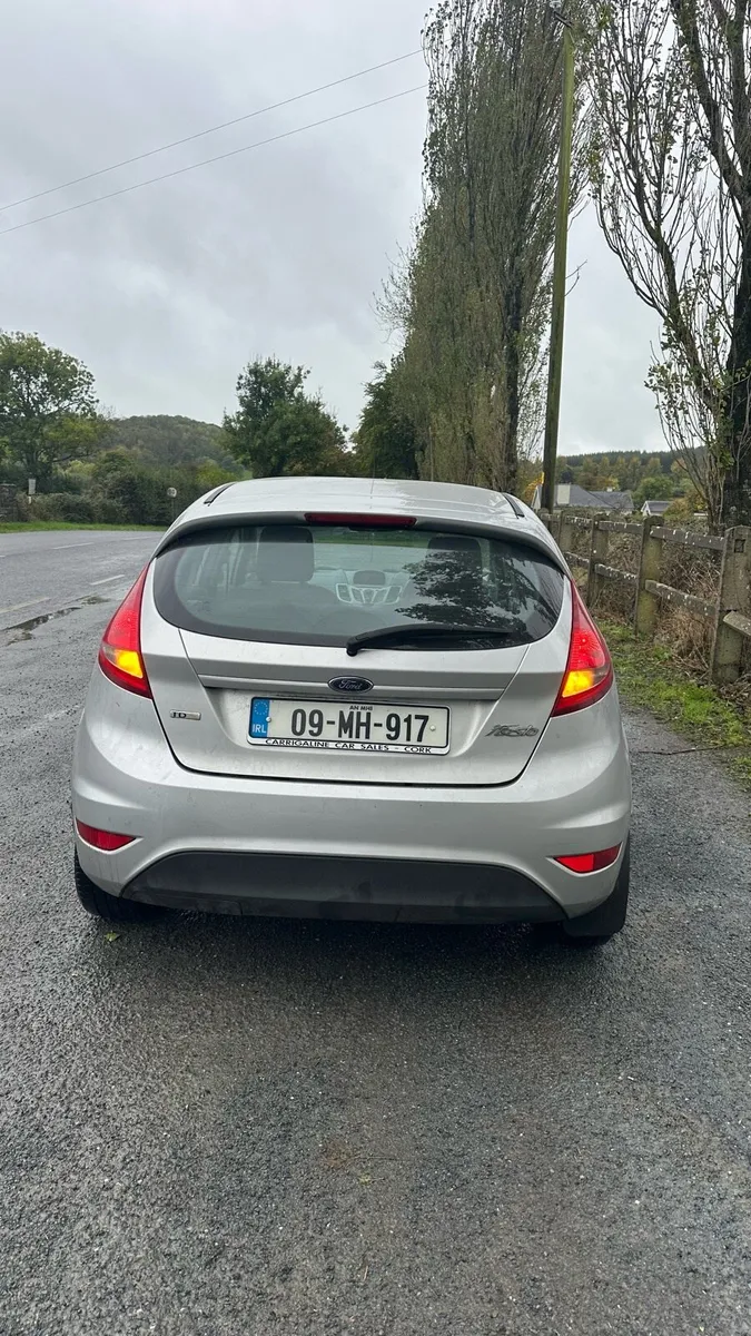 Ford Fiesta 2009 1.4Diesel - Image 2