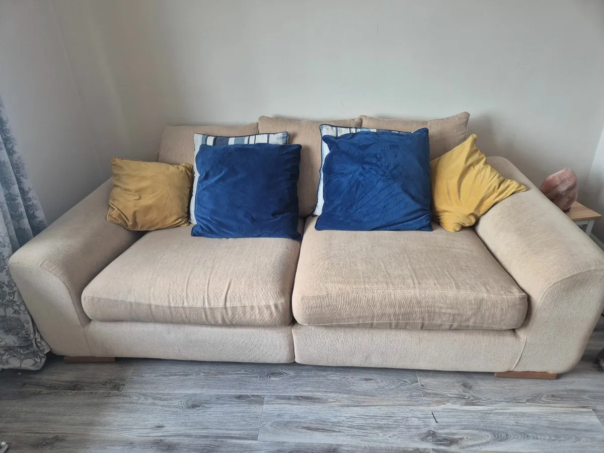 Couch - Image 1
