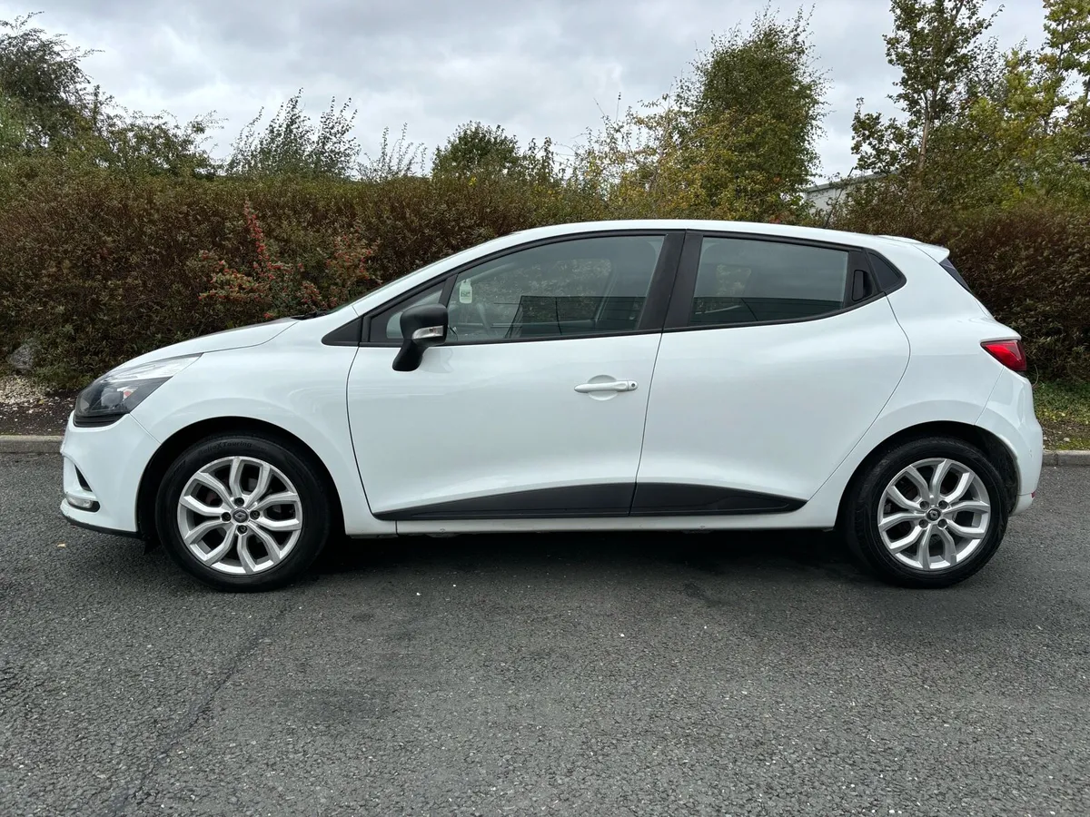 2017 Renault Clio Dynamic S nav BRAND NEW NCT - Image 2