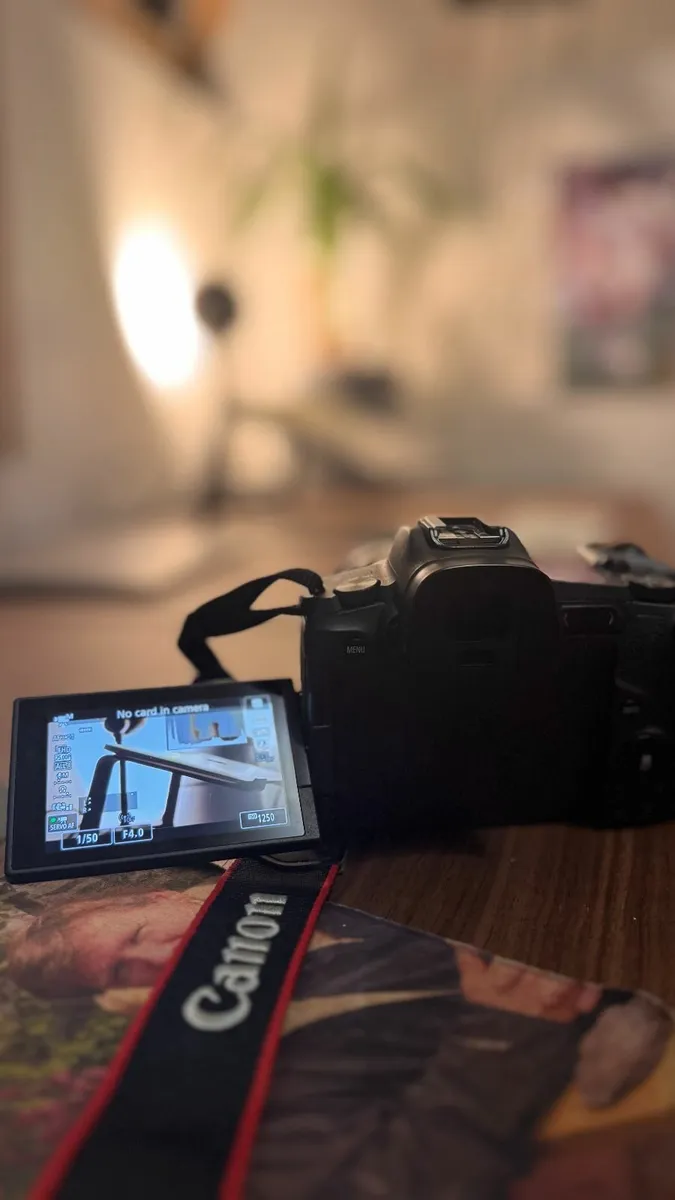 Canon EOS R Mirrorless Camera (DS126721) used, gre - Image 1