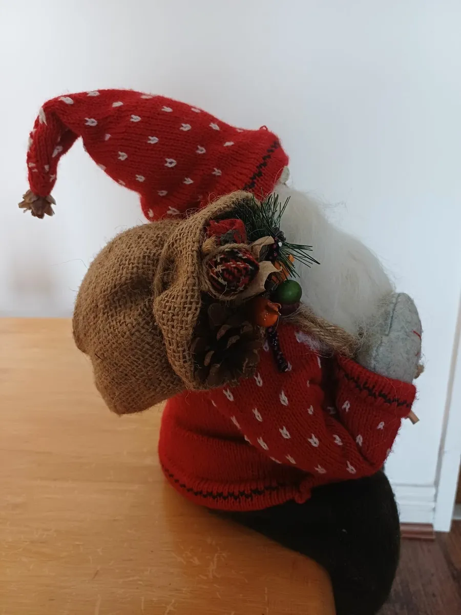 Christmas Santa & Musical Box - Image 3