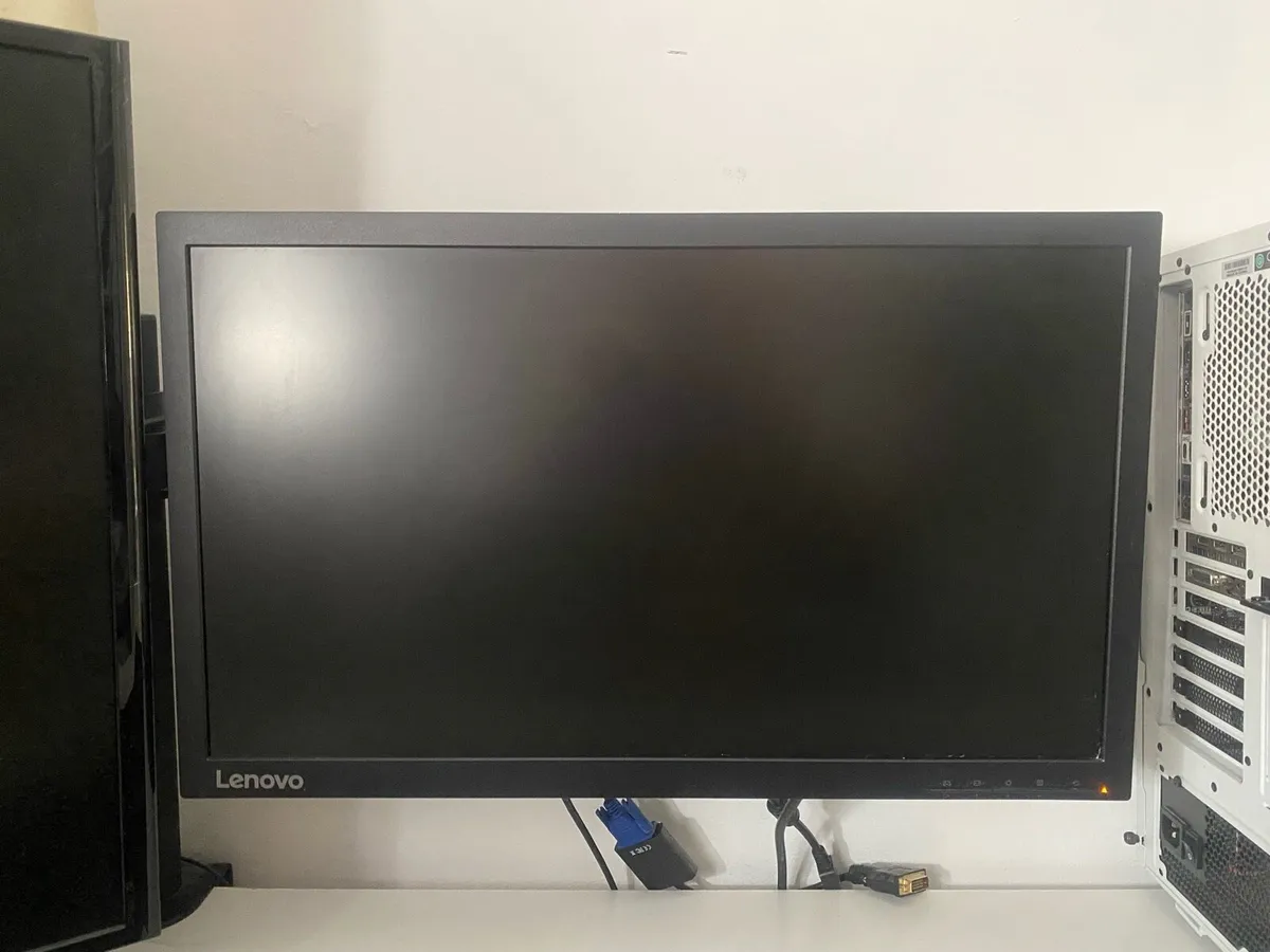 Gaming pc and monitor - Image 2