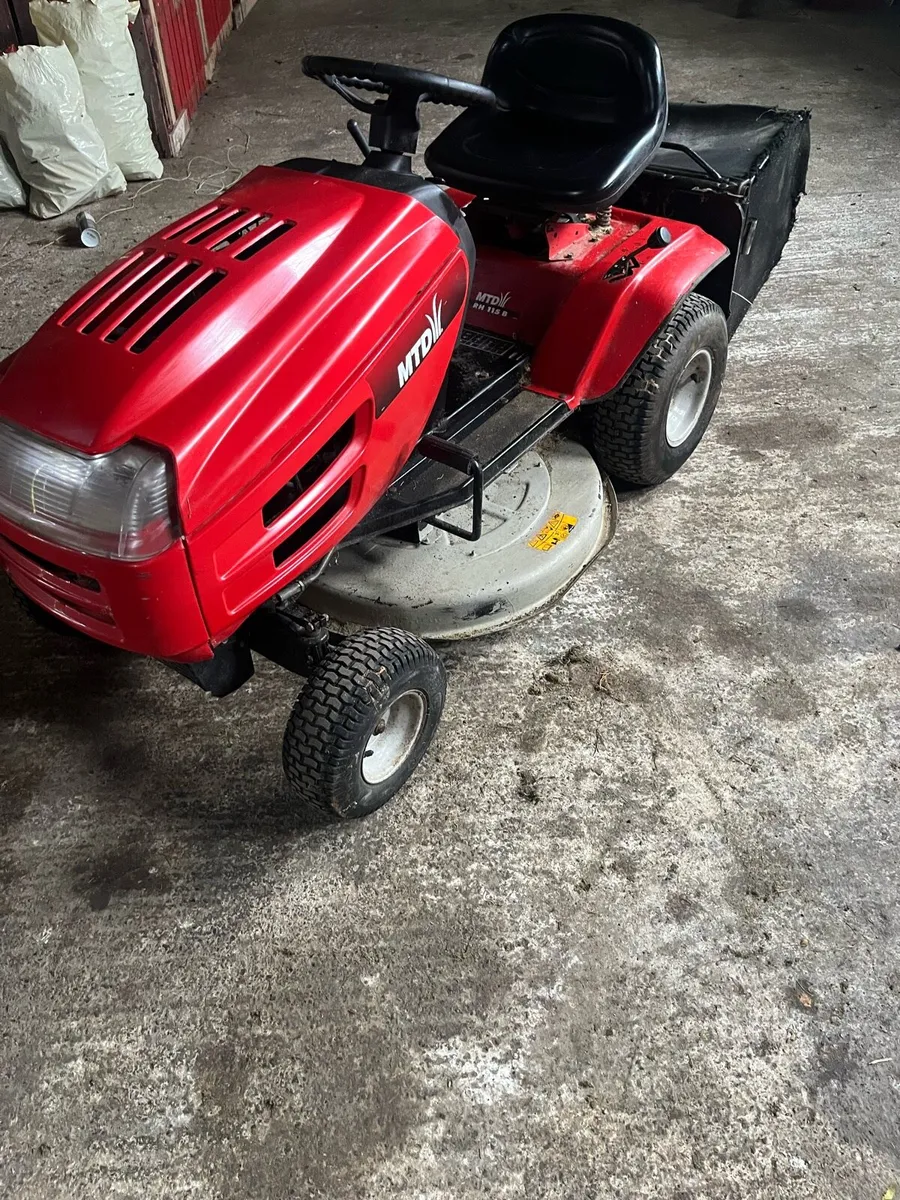 Ride on mower - Image 3