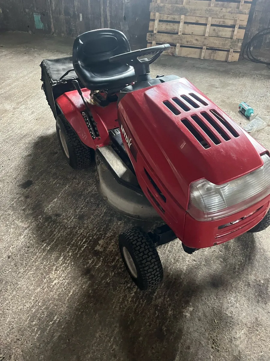 Ride on mower - Image 4