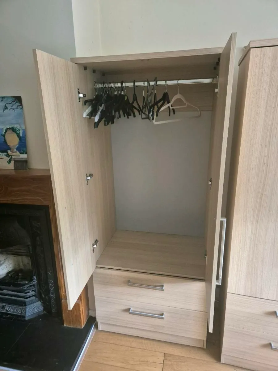 Wardrobes - Image 2
