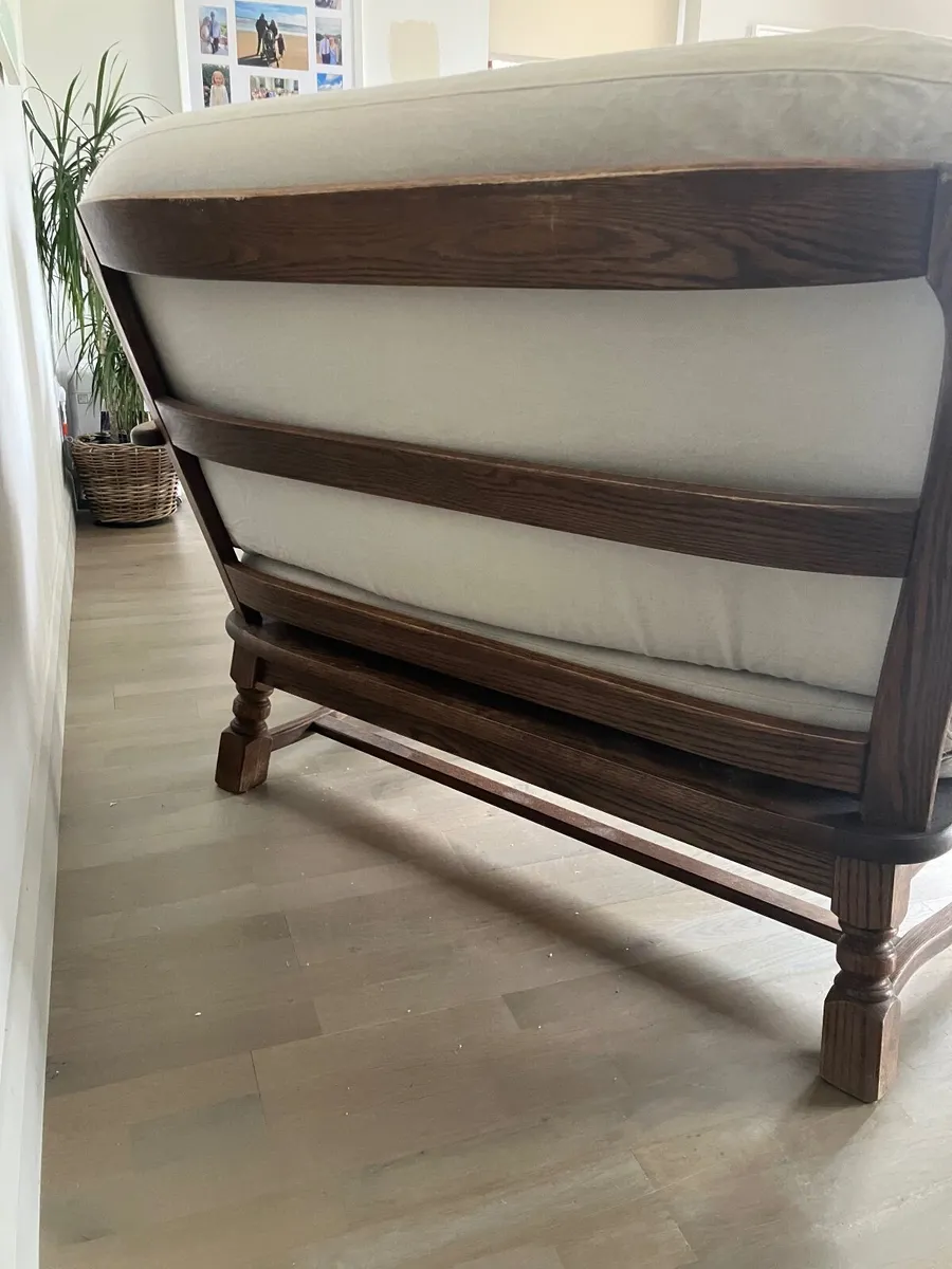 Small two seater Couch - Image 4