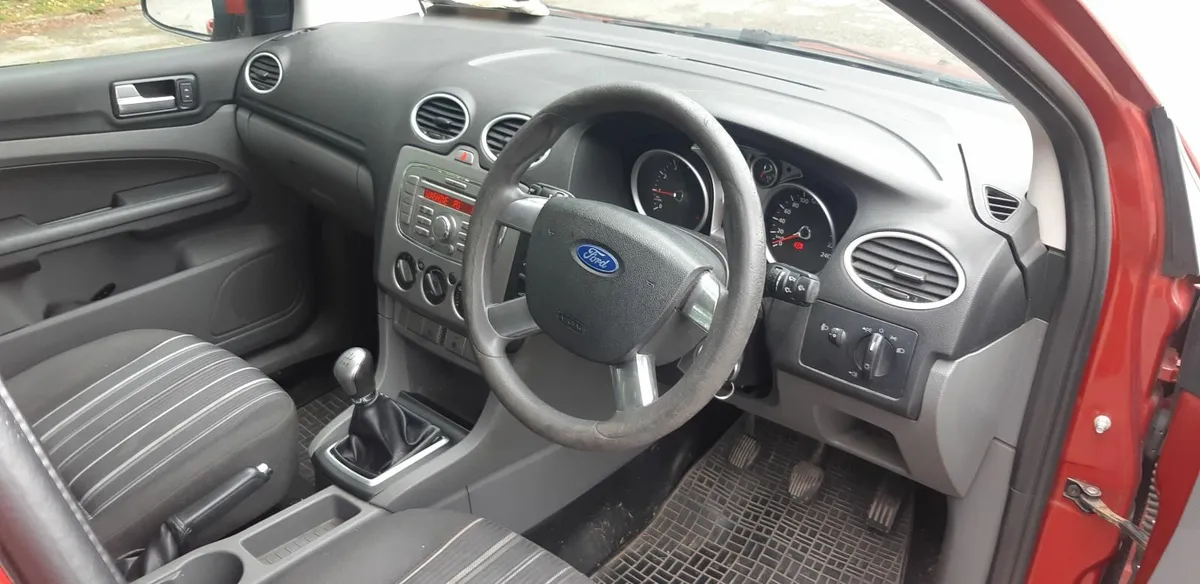 Ford Focus - Image 3