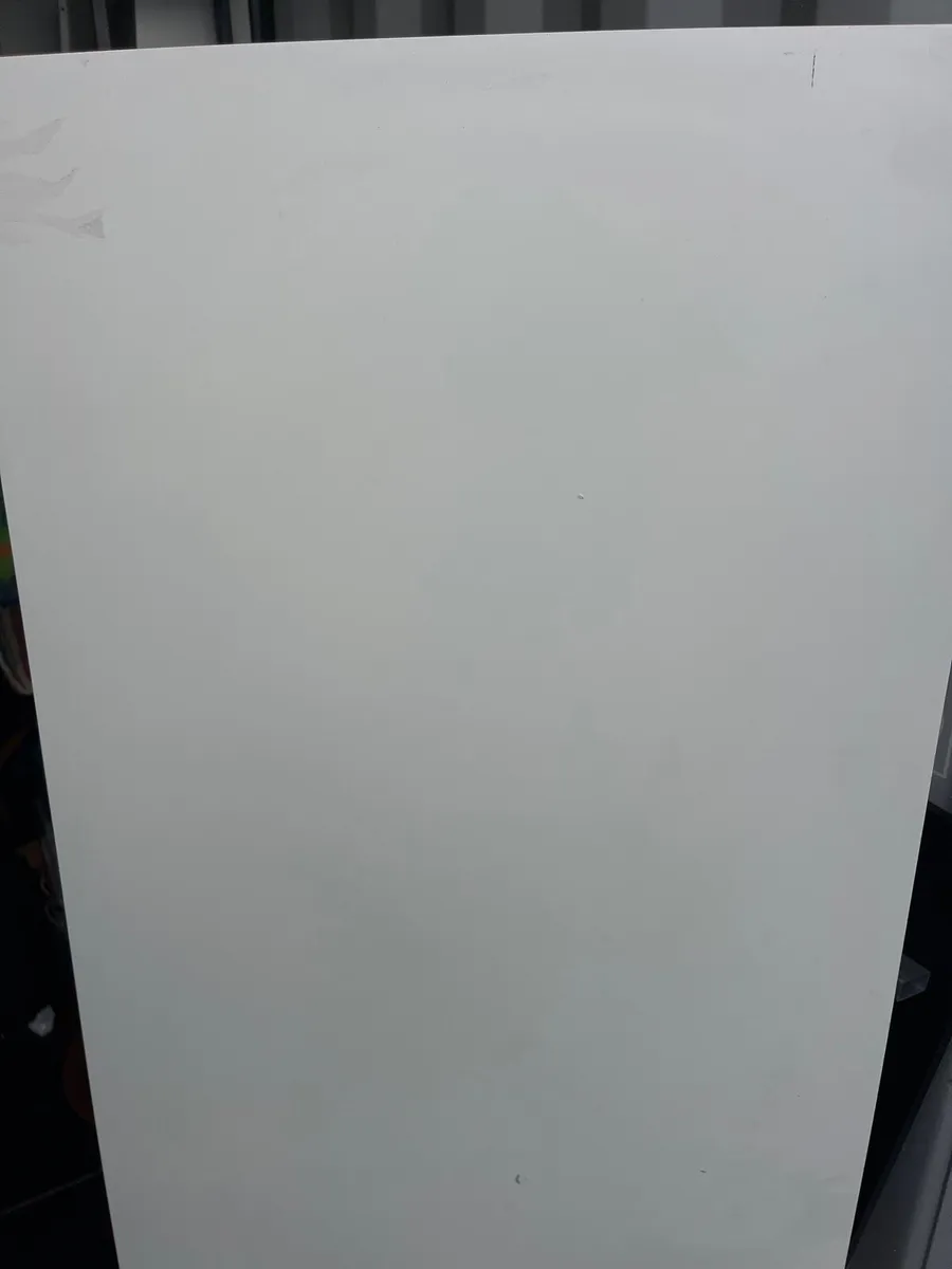 White table - Image 2