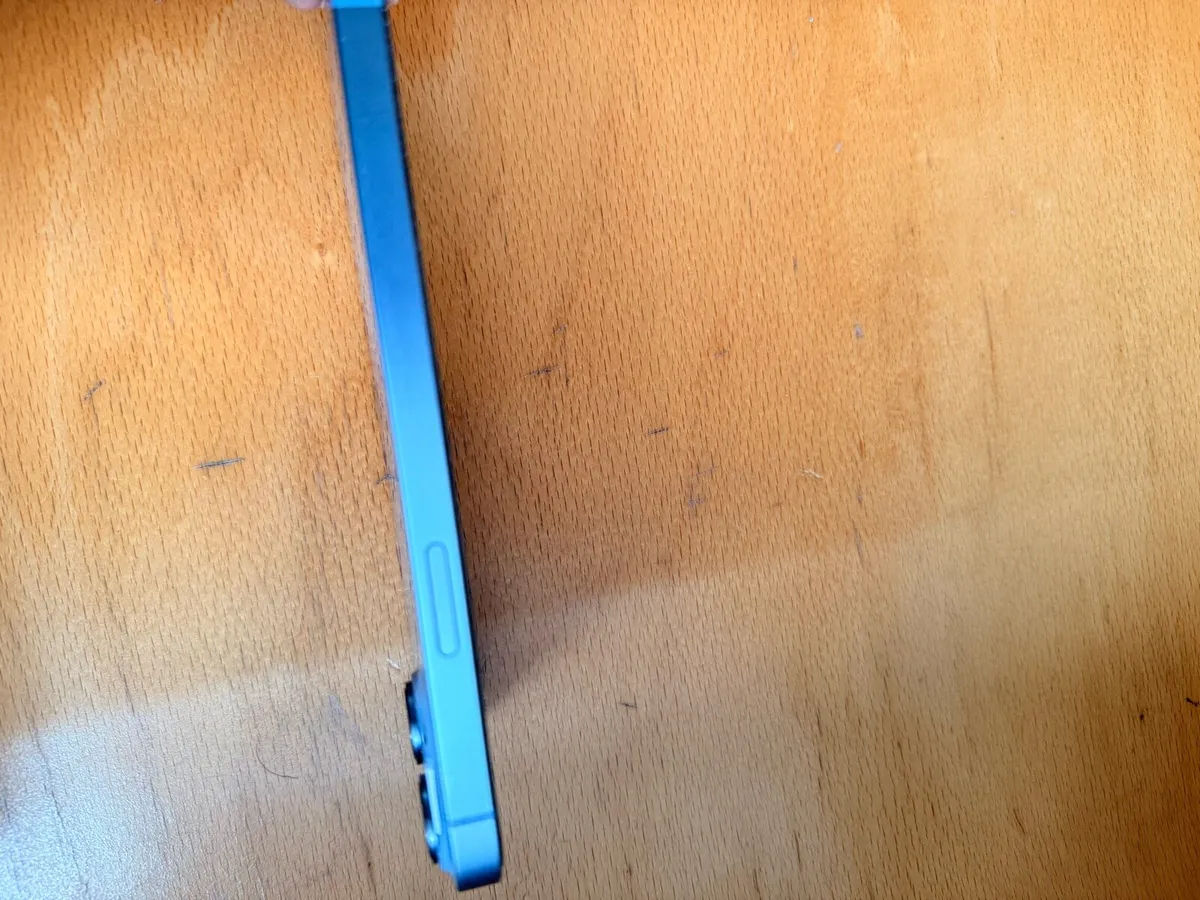 iPhone 14 Plus Excellent Condition - Image 3