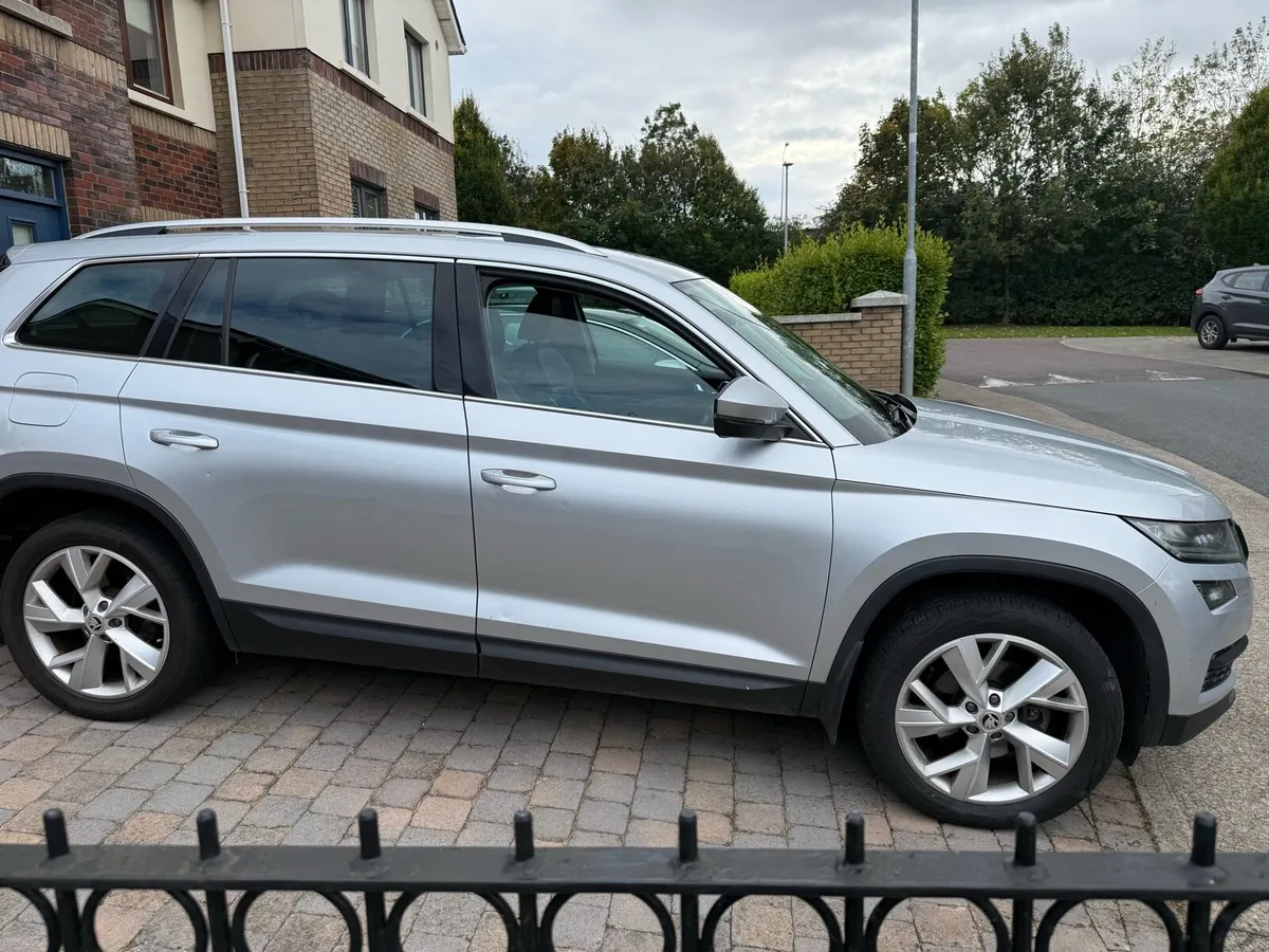 7 SEAT STYLE AUTOMATIC NEW NCT THIS WEEK - Image 2