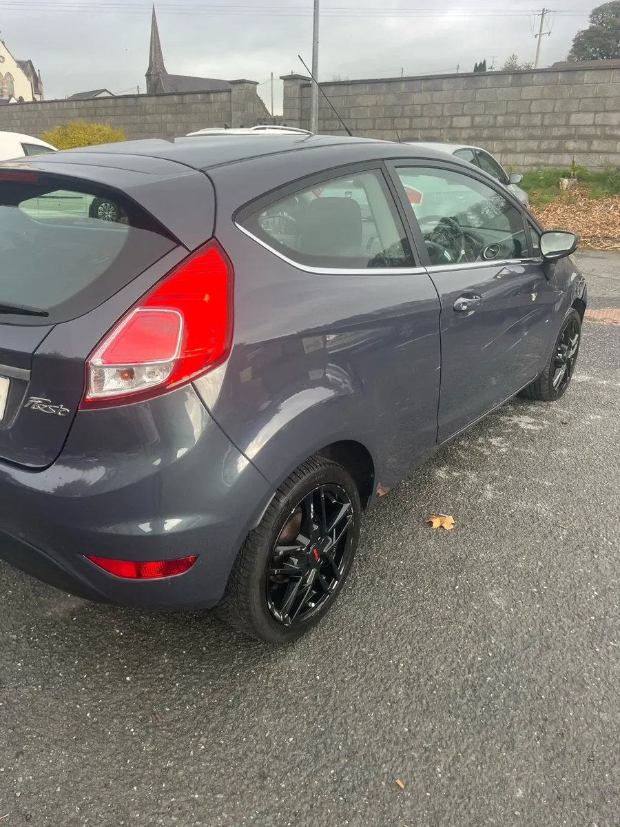 13 ford fiesta - Image 1