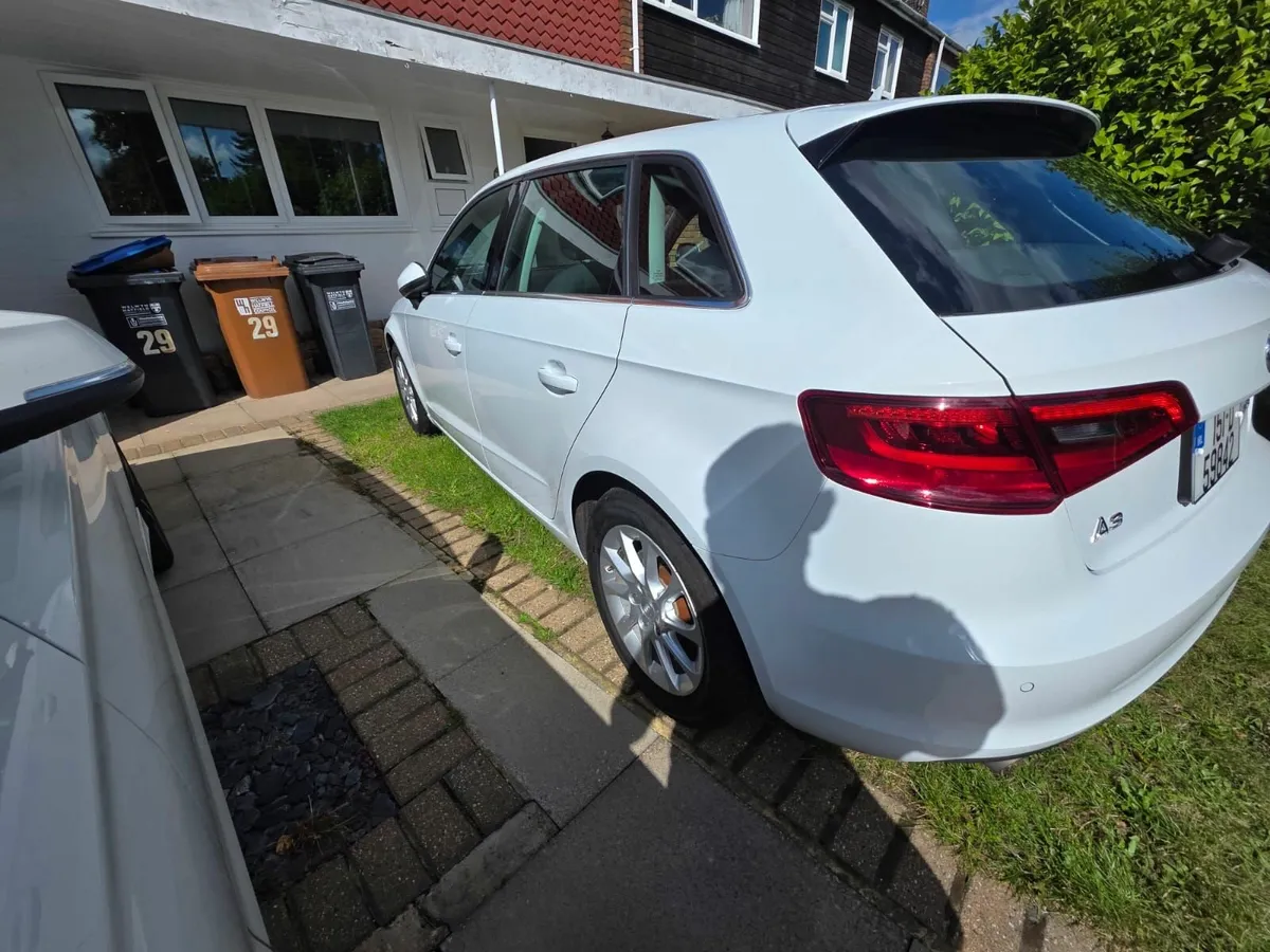 Audi A3 2015 - Image 2