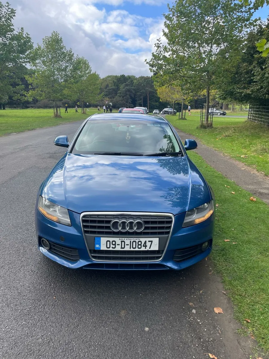 Audi A4 b8 2009 - Image 2