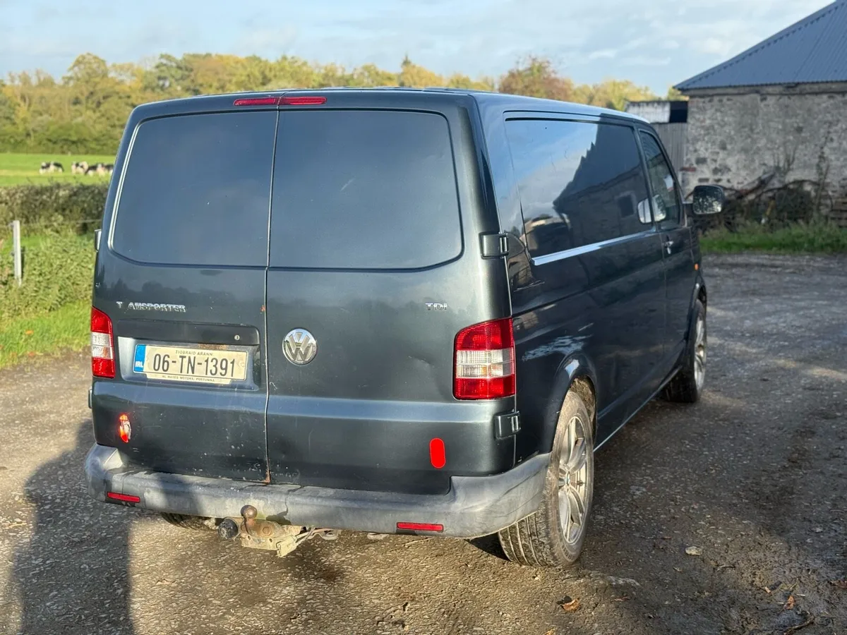 Vw transporter DOE 06/26 - Image 4