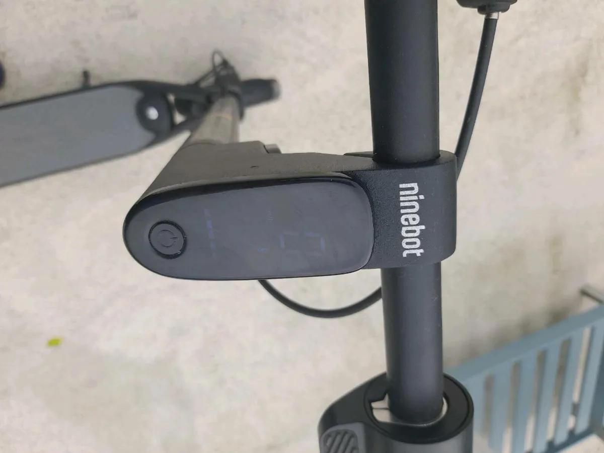 Ninebot by Segway Kickscooter F25E II Electric Sco - Image 3