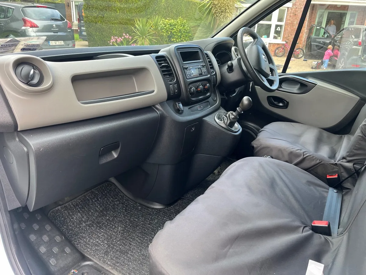 Renault Trafic 2018 - Image 4