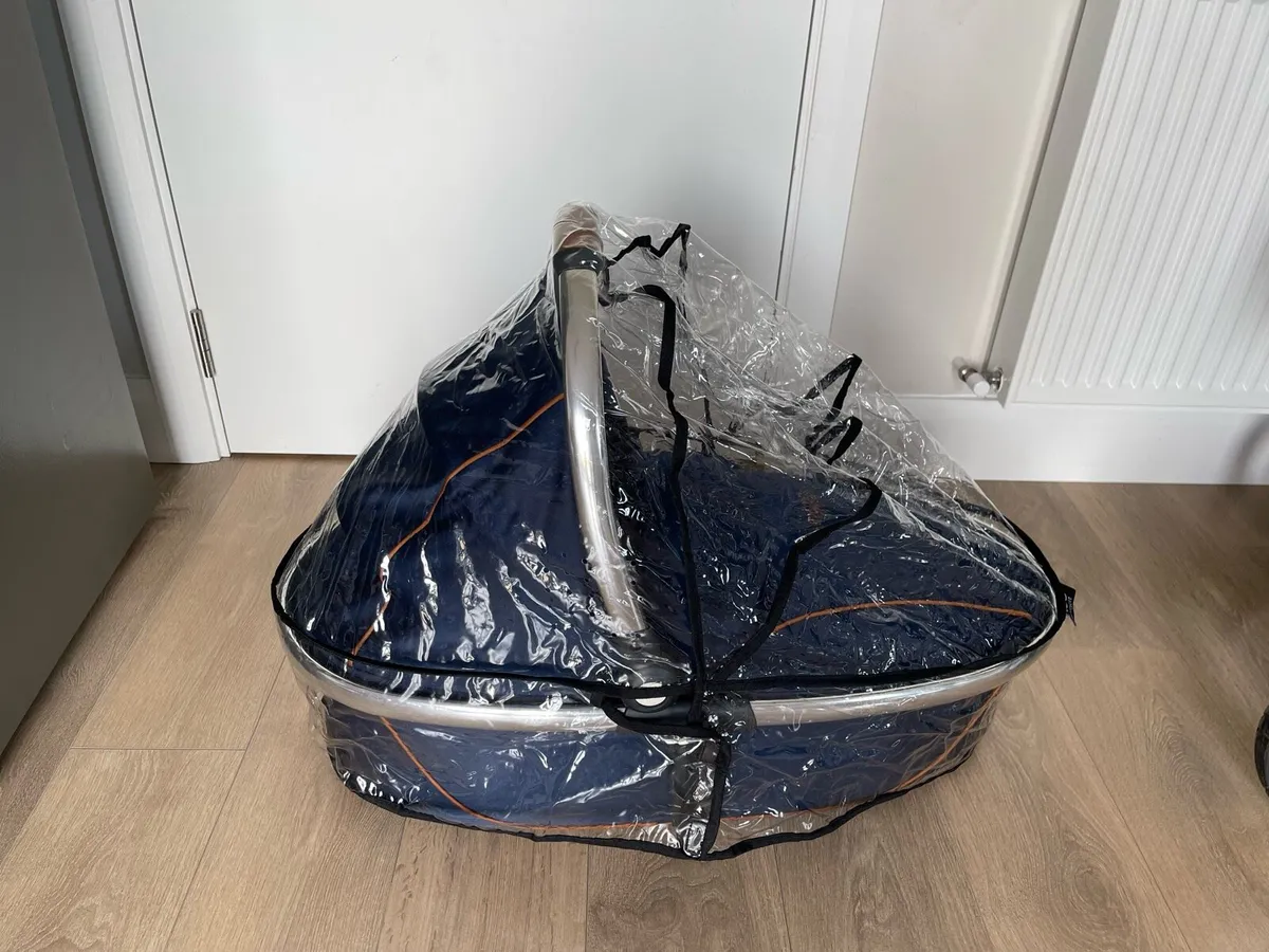 Buggy / Pram - Image 3