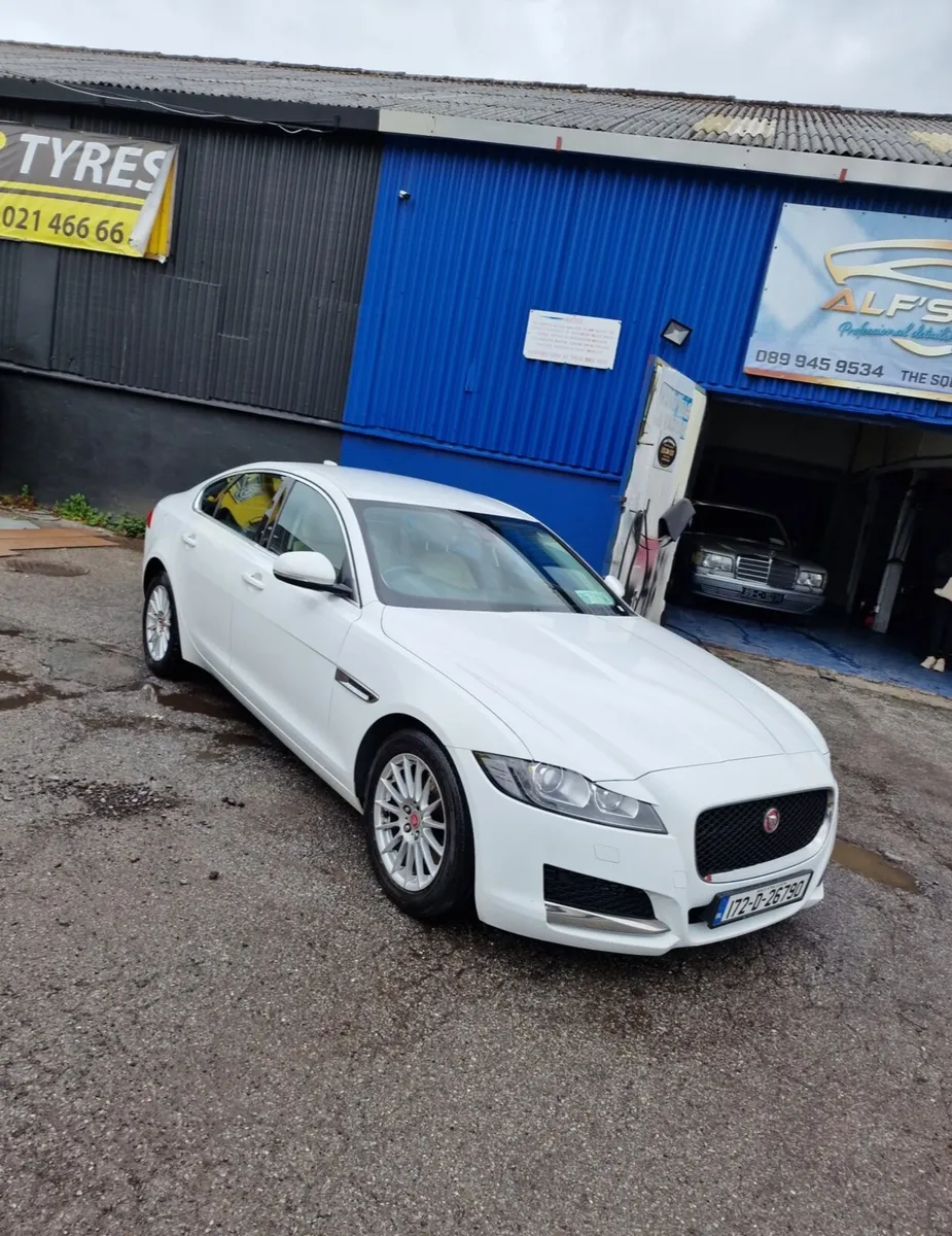 Jaguar XF 2017 - Image 1