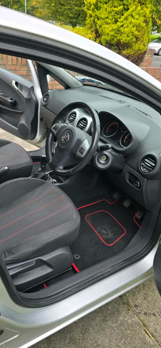 2010 Corsa 1.4l petrol - Image 4