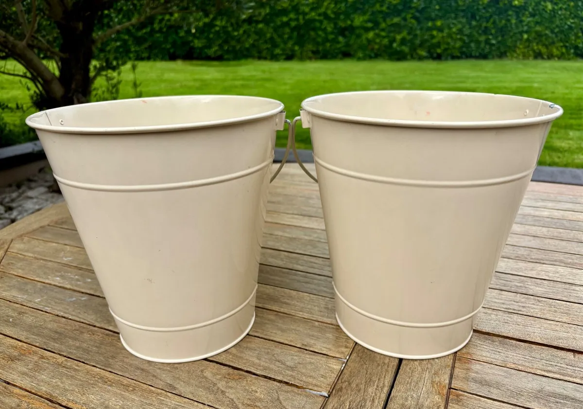 Vintage Style Storage Buckets x 2 - Image 2