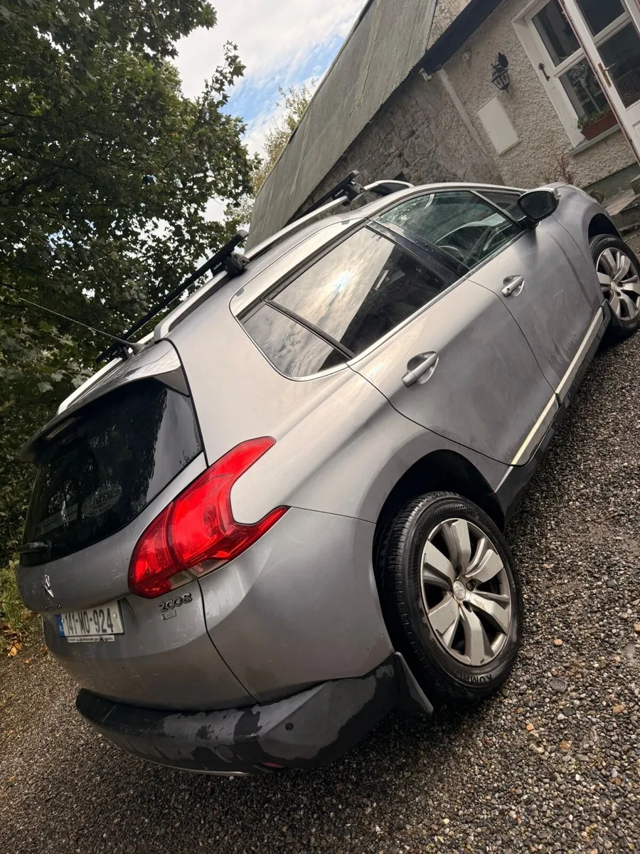 Peugeot 2008 - Image 4