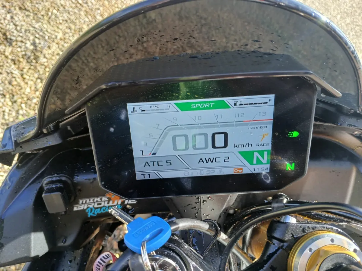 Aprilia Tuono V4 Factory 1100cc for sale - Image 2