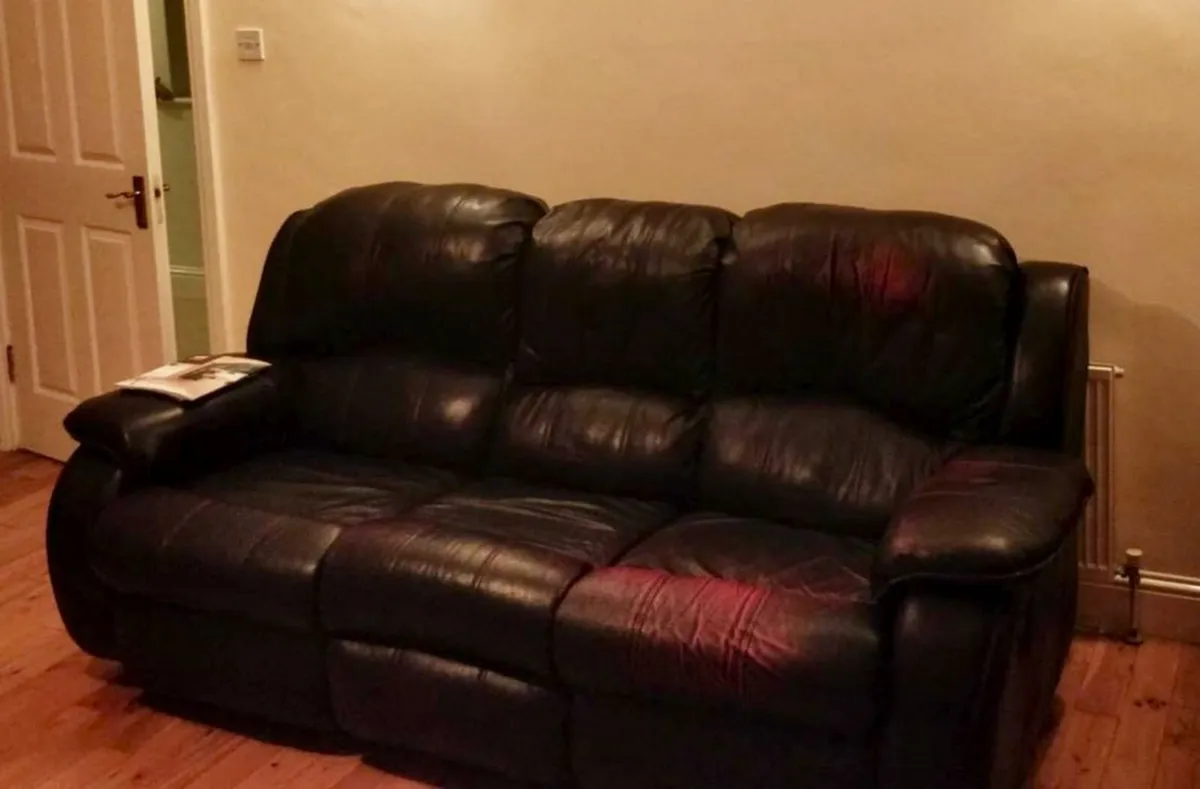 Leather sofa - Image 4