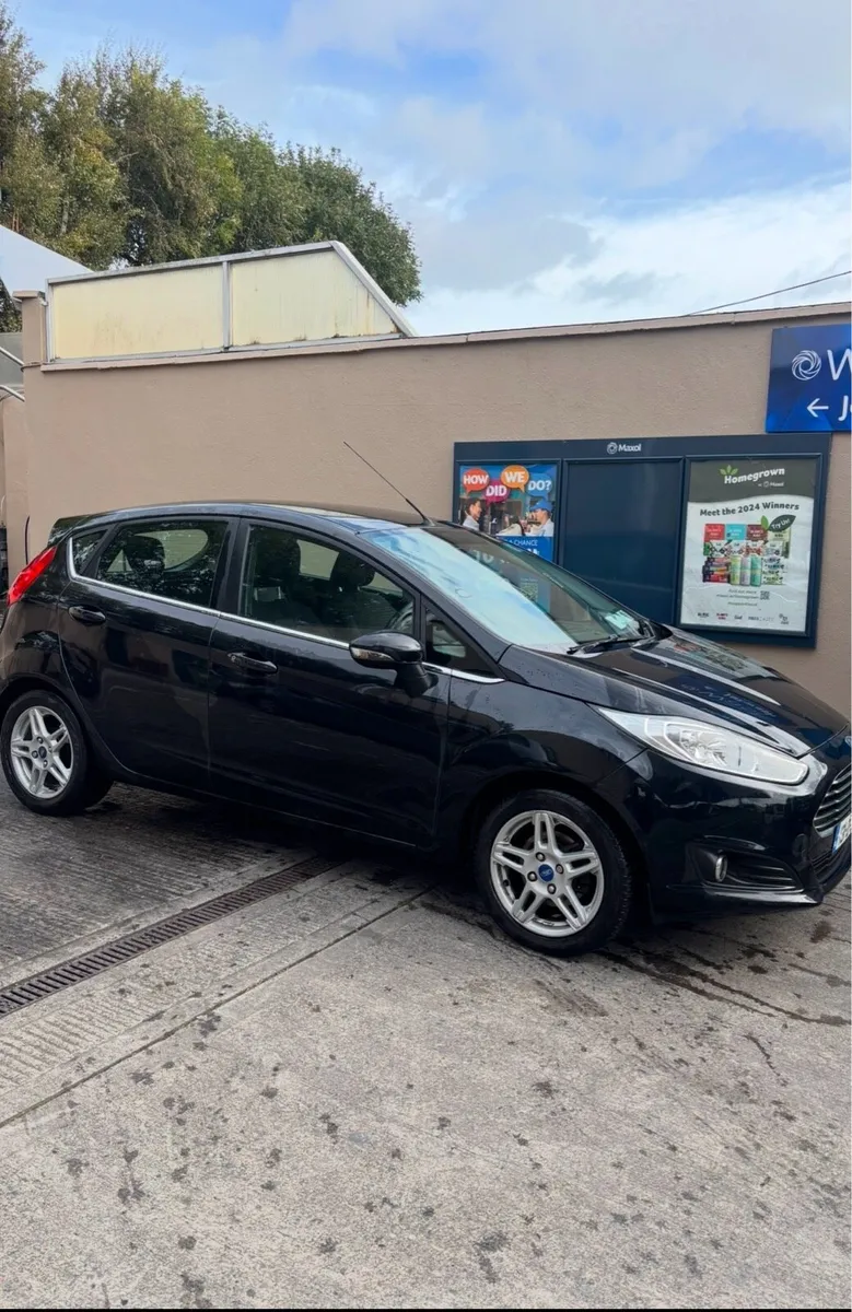 Ford Fiesta 2013 - Image 1